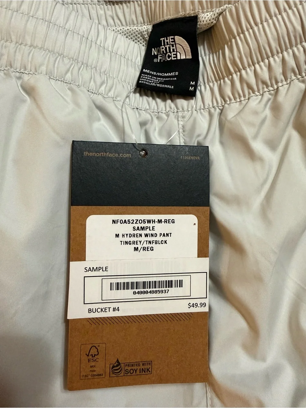 NWT The North Face Men’s Grey Hydrenaline Pants with Black Side Panels Sz M